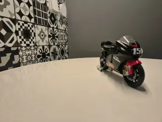 Maqueta Ducati 2005 Sete Gibernau 1/12