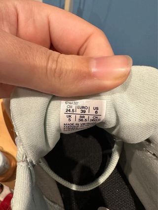 Zapatillas ASICS Naranja y Turquesa