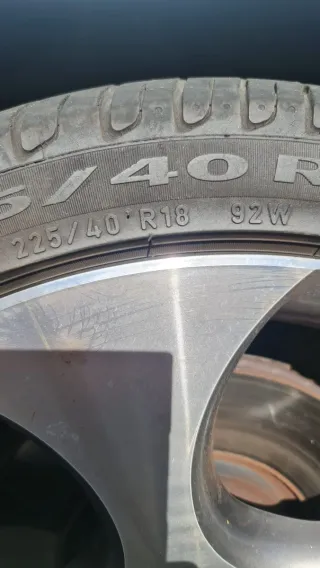 Volkswagen Golf GTI 2008