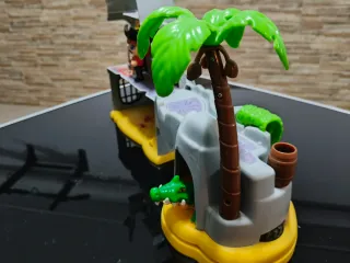 PinyPon Action Isla Pirata Capitán Caimán