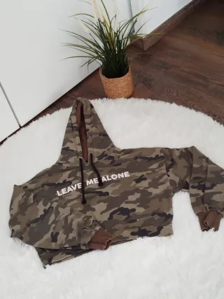 Sudadera Bershka Camuflaje Talla M