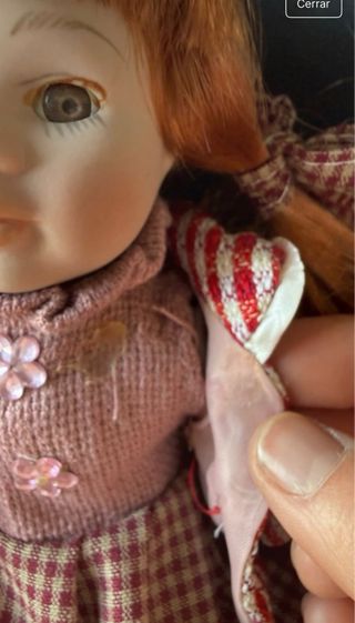 Muñeca de imitación porcelana con vestido