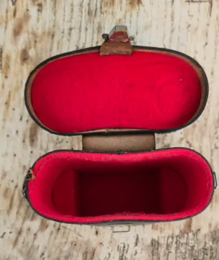 Funda soviética para prismáticos