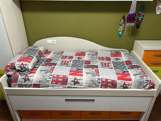 Set muebles :Cama nido+escritorio+sinfonier