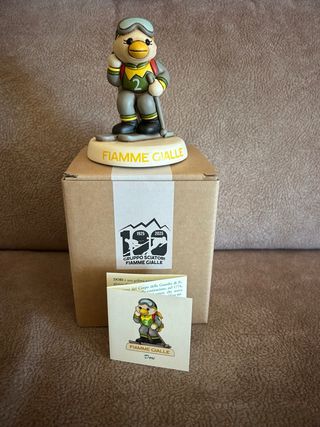 Thun statuetta sciatore Fiamme Gialle 2026