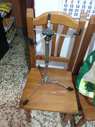 Pie de bombo para batería metal