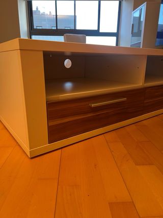 Mueble TV madera y blanco