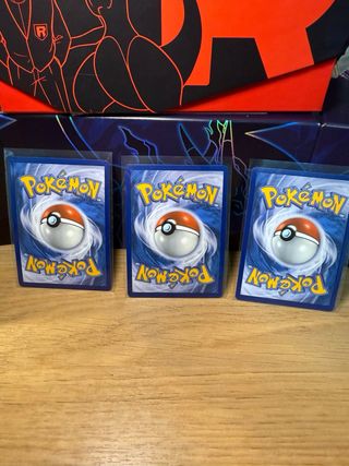 3 Cartas Pokémon Mega Sharpedo, Heracross, Lopunny