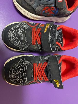 2 pares deportivas niño Spiderman Marvel  26/27