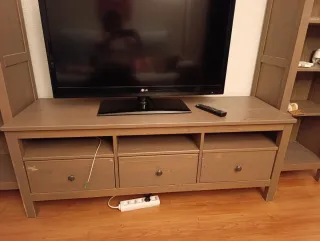 Mueble Salón Puente y Mesa TV IKEA. Modelo Hemnes