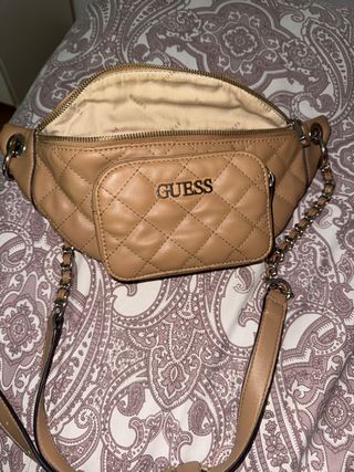 Riñonera Guess Beige Acolchada