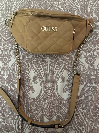 Riñonera Guess Beige Acolchada