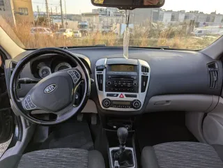 Coche. KIA Ceed 2009