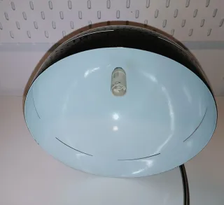 Lámpara retro metal cromado, pantalla metal negra.