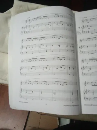 Lenguaje Musical Melódico V - Grado Medio 1er Curs