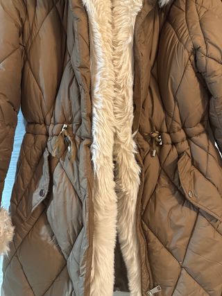 Abrigo acolchado mujer marrón