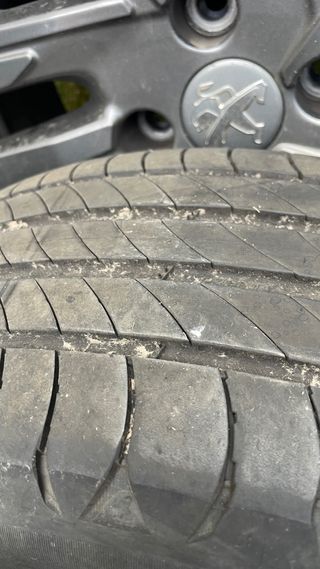 Llantas Peugeot 9829566277 (4 unidades)