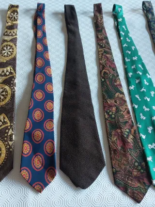 Cravatta vintage marrone