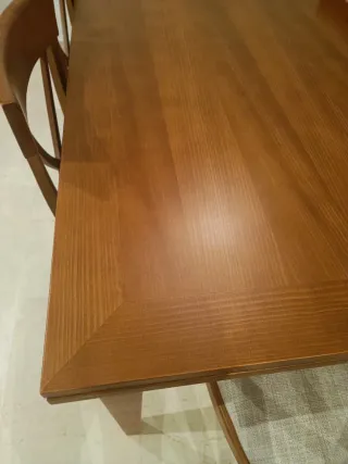 Mesa de Comedor de Madera más seis sillas