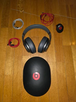 Cuffie Beats Studio Grigie e Rosse
