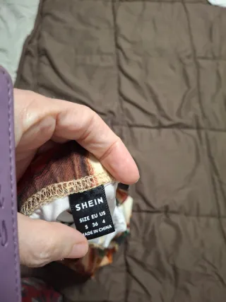 Falda larga con aberturas multicolor