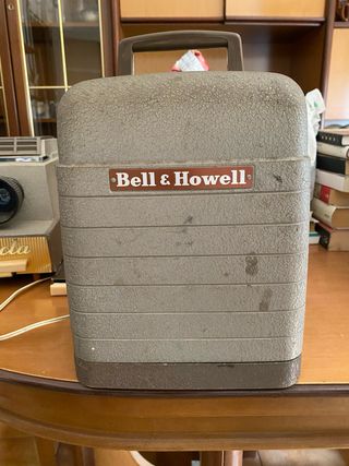 Proyector Bell & Howell Vintage