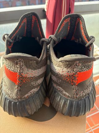 Yeezy Sply 350 beluga