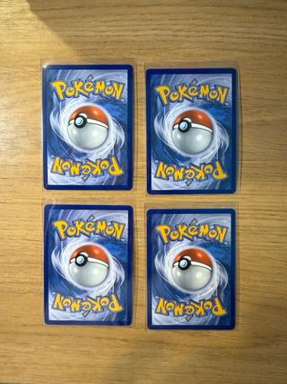 Lote 4 Cartas Pokémon EX: Reshiram, Jellicent, Mis