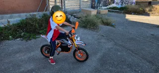 Moto Eléctrica Infantil 1000W