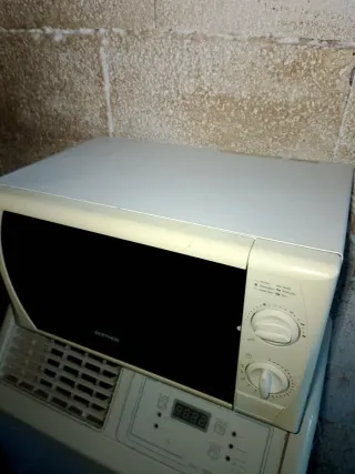 Microondas BERTEN blanco