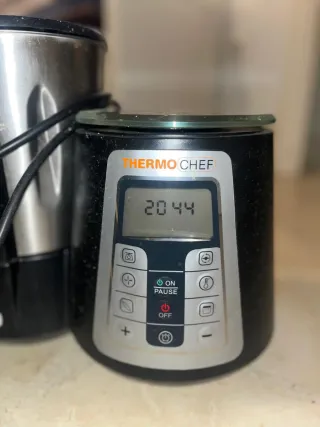 Robot de cocina con accesorios