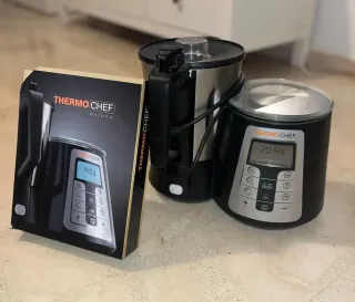 Robot de cocina con accesorios