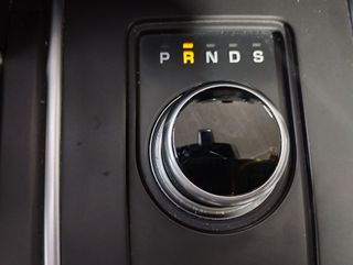 Land-Rover Discovery Sport SE AWD