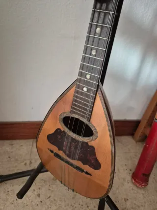 Mandolina Antigua.