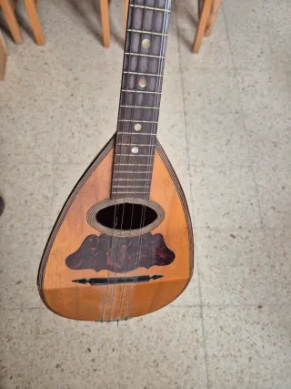 Mandolina Antigua.
