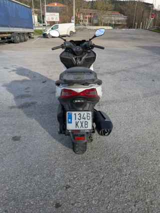 Kymco Grand Dink 300