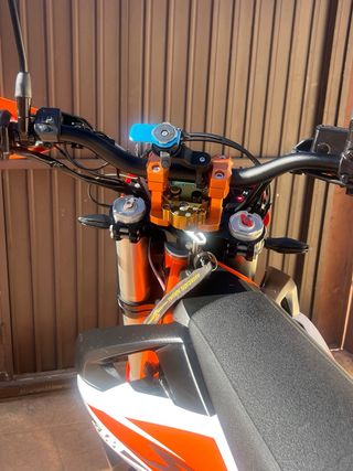 KTM 690 Enduro R