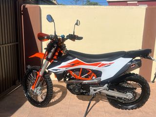 KTM 690 Enduro R