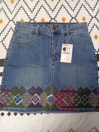 Falsa vaquera de Desigual