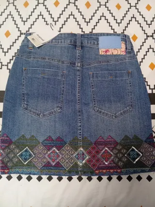 Falsa vaquera de Desigual