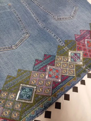 Falsa vaquera de Desigual