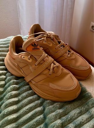 Lote 3 pares zapatillas Adidas, Nike, Puma