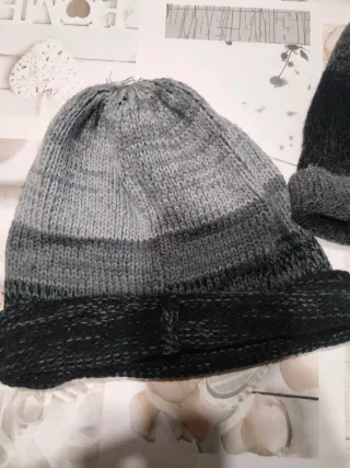 Set 2 berretti uomo donna