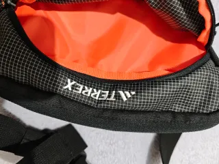 Riñonera Adidas Terrex Negra y Gris