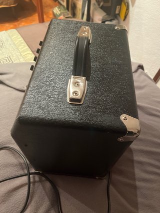 Fender squier para bajo, ampli de 15 watts