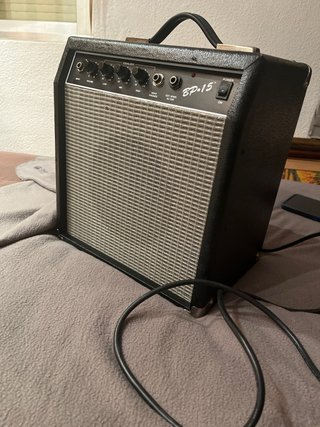 Fender squier para bajo, ampli de 15 watts