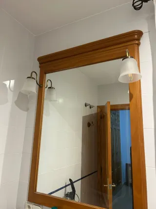 Espejo de baño con armario y luces 10e cada uno