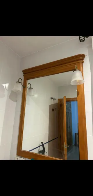 Espejo de baño con armario y luces 10e cada uno