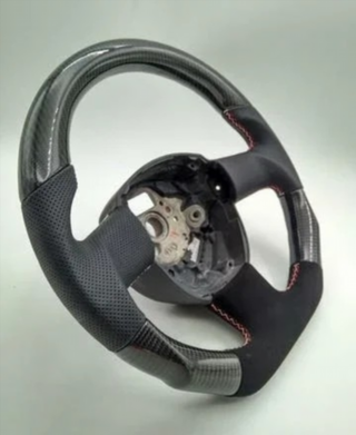 VOLANTE AUDI EN FIBRA DE CARBONO