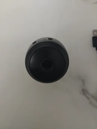 Cámara de seguridad negra